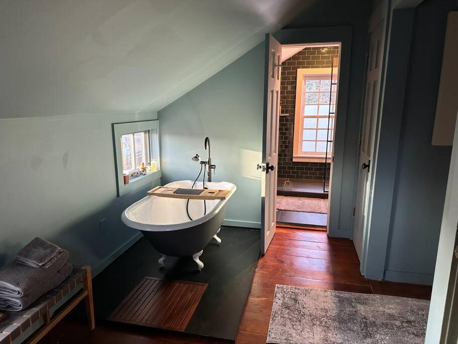 The Saltbox Greenportヴィラ エクステリア 写真