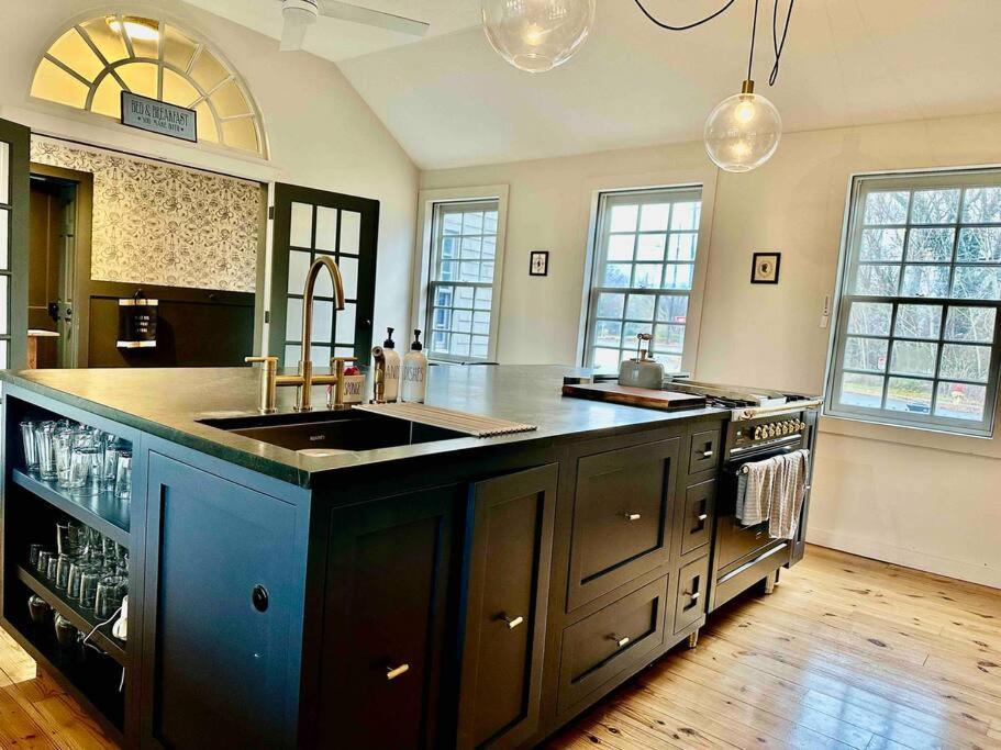 The Saltbox Greenportヴィラ エクステリア 写真
